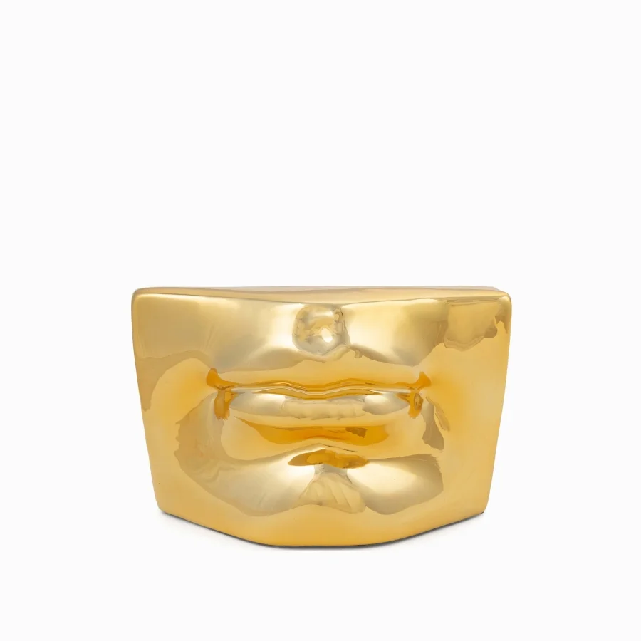 Статуэтка Golden body parts 2